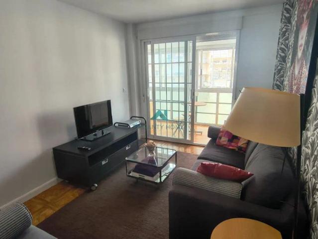 Apartamento en alquiler en Laredo