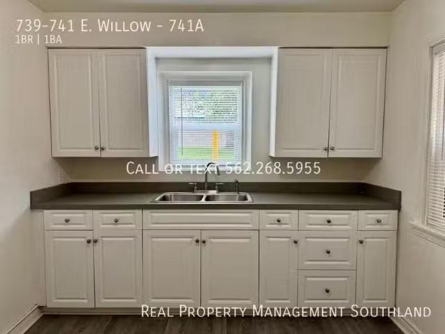 Condo for rent in Signal Hill Condo for rent in Signal Hill