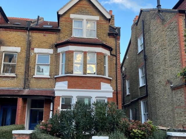 Apartment for rent in London Borough of Ealing, Greater London