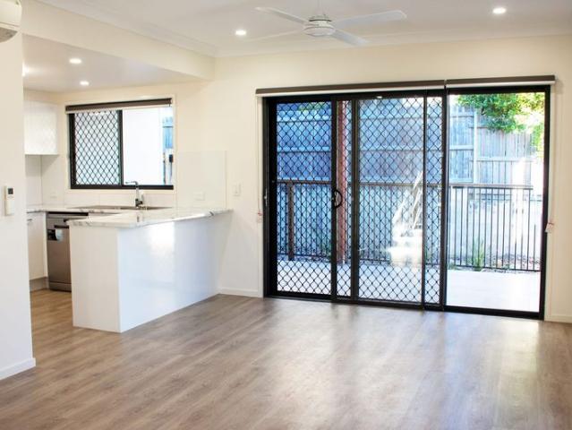 Townhouse for rent in Kings Creek, Queensland