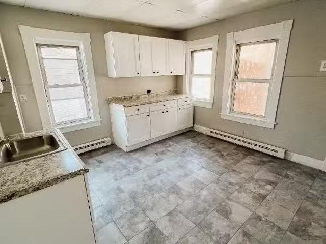 Condo for rent in Vernon Rockville
