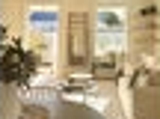 Townhouse for sale in Chaslands, Canterbury