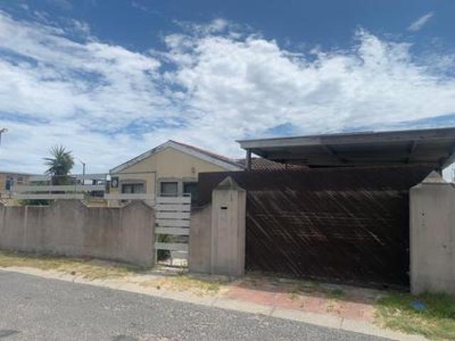 House for sale in Eersterivier, Western Cape