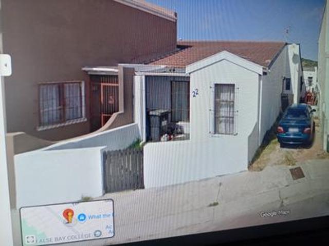House for sale in Mitchells Plain, Western Cape