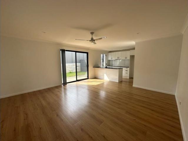 Townhouse for rent in Toombul, Queensland