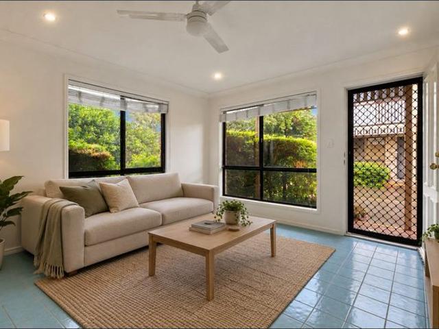 Townhouse for rent in Toombul, Queensland