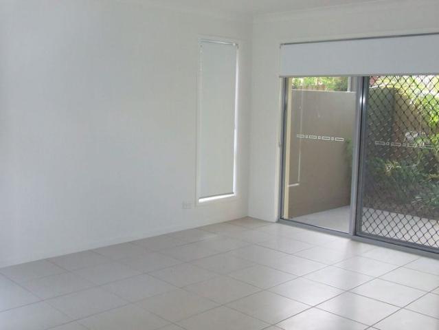 Townhouse for rent in Fernbrook, Queensland