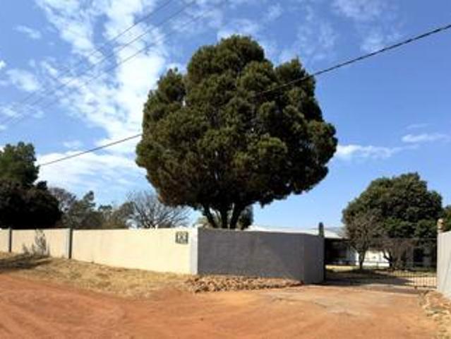 Farm for sale in Mohlakeng, Gauteng