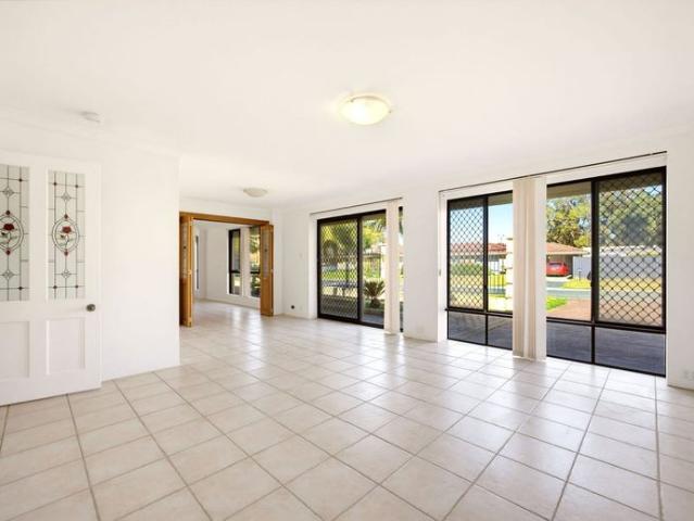 House for rent in Waikiki, Western Australia