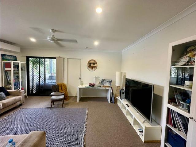 Townhouse for rent in Fernbrook, Queensland