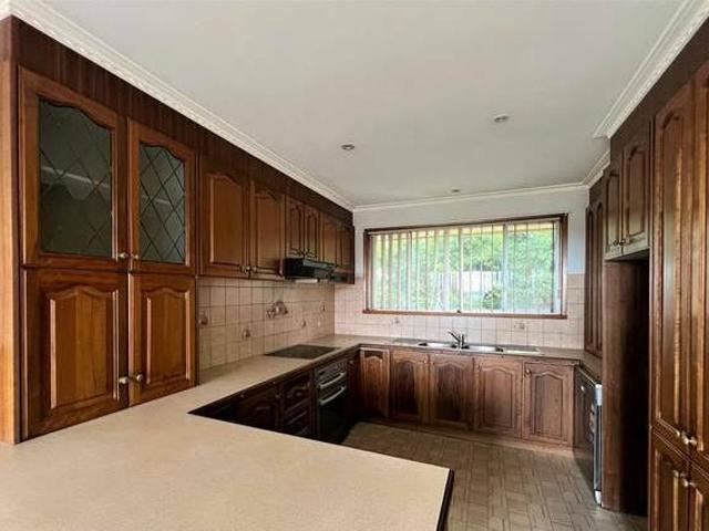 House for rent in Victoria