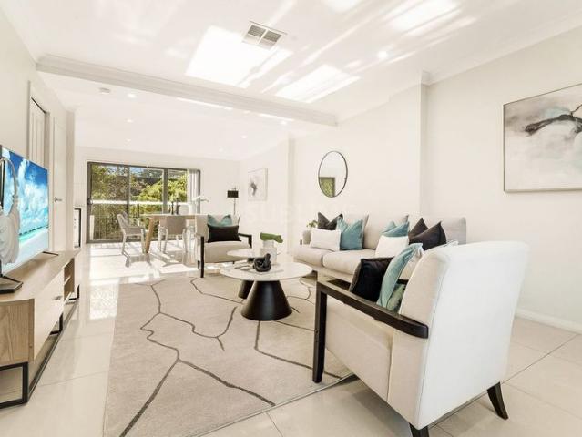 Townhouse for rent in Sydney, New South Wales