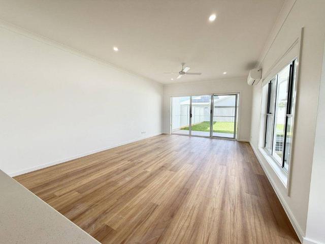 Townhouse for rent in Riverside Estate, Mid-Coast Council