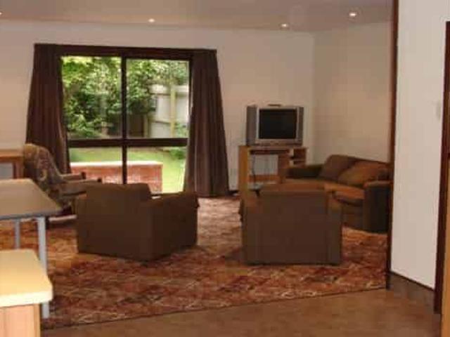 House for rent in Otakou
