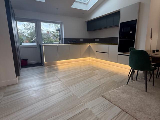 Apartment for rent in Knighton Fields, Leicester