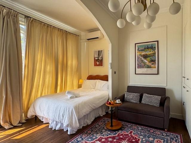 Studio for rent in Earl's Court, Greater London