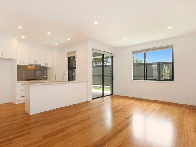 Townhouse for rent in Camerons Creek, Victoria