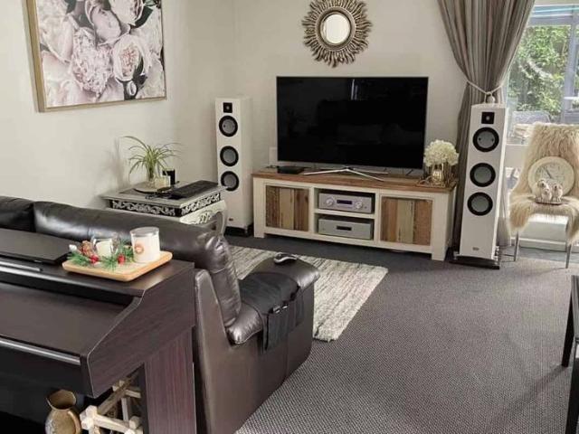 Townhouse for rent in Milford, Oroua County