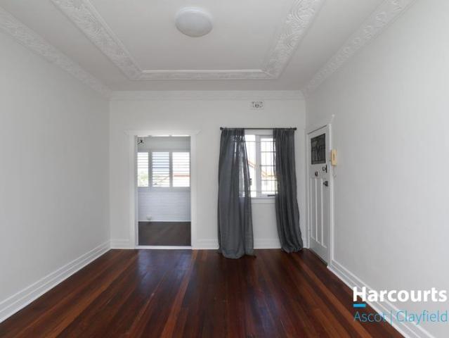 Apartment for rent in Toombul, Queensland