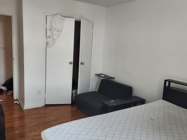 Room for rent in The Bronx, Arverne