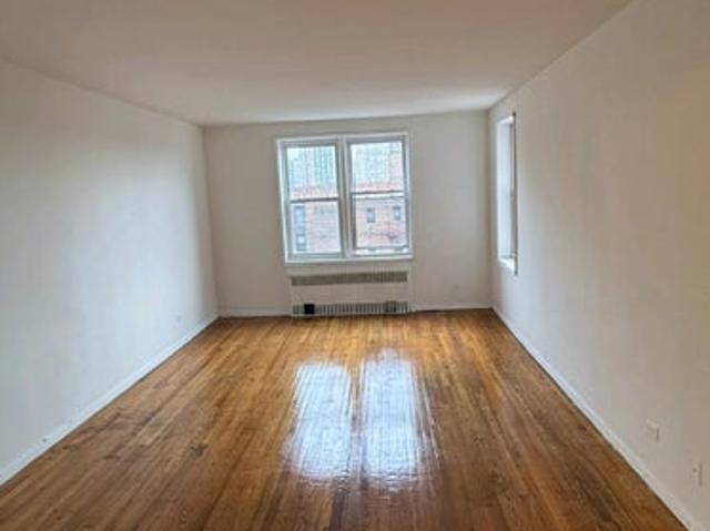 Room for rent in Queens, Arverne