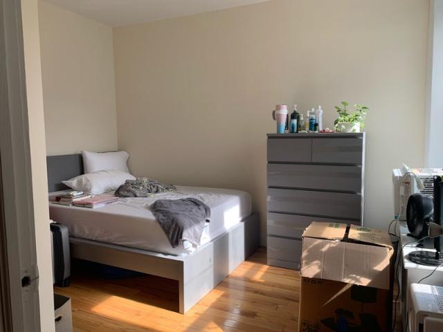 Room for rent in Arverne, New York