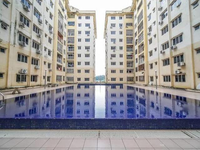 Apartment for sale in Kajang, Langat