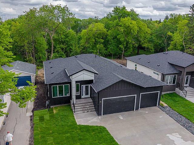 House for sale in East St. Paul, Manitoba