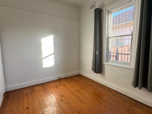 Room for rent in St George, Sydney