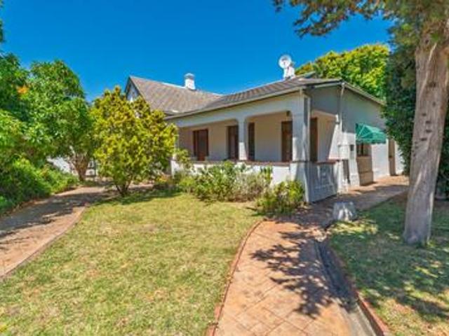 House for sale in Cape Town, Western Cape