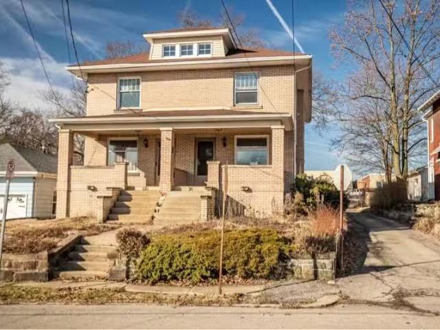 Condo for rent in Sharon