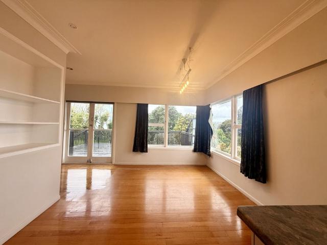 House for rent in Three Kings, Oroua County