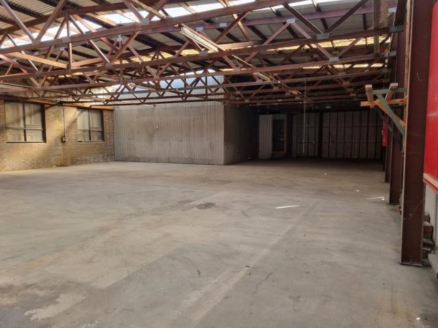 Warehouse for rent in Drouin, Victoria