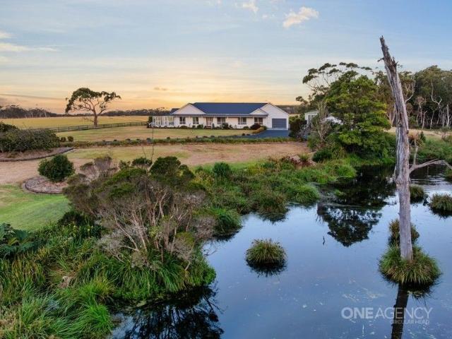 Cottage for sale in Smithton, Tasmania