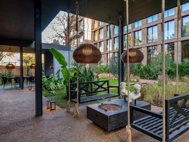 Studio for rent in Brondesbury Park, Greater London