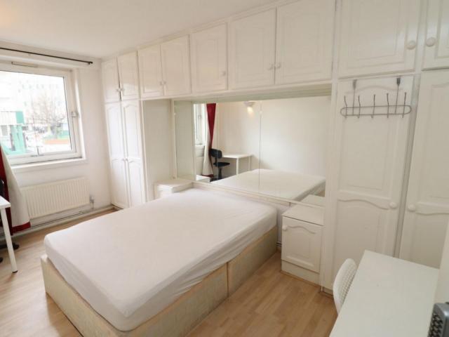 Room for rent in Globe Town, Greater London