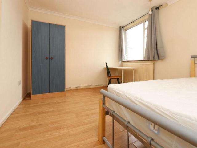 Room for rent in Maryland, Greater London