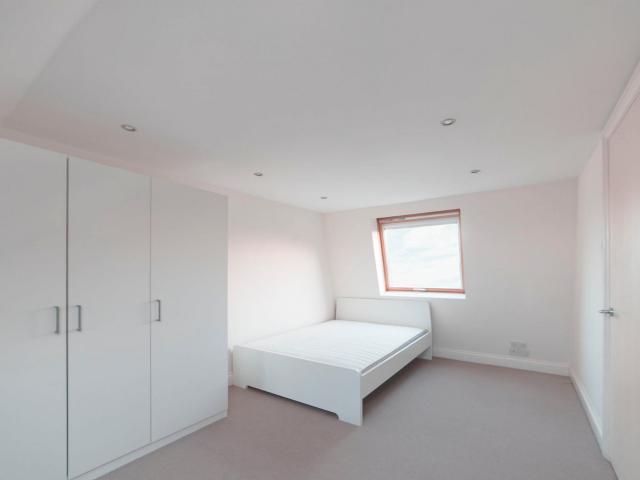 Room for rent in Fulham, Greater London