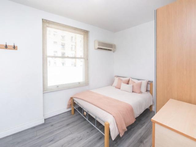 Studio for rent in South Kensington, Greater London
