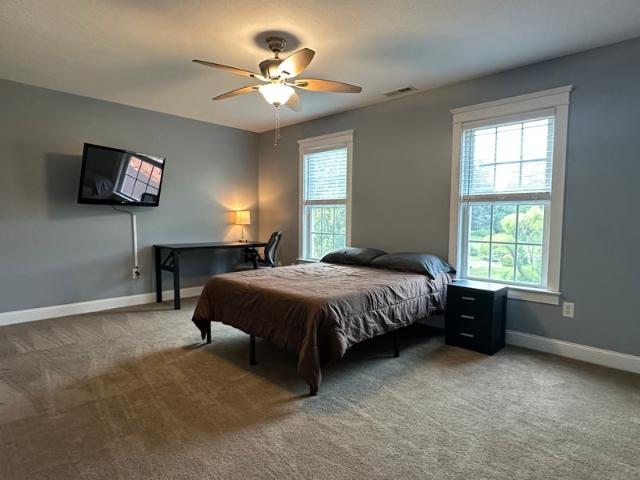 Room for rent in Weaverville, North Carolina