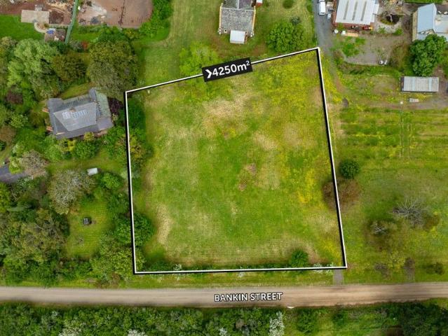 Land for sale in Learmonth, Victoria