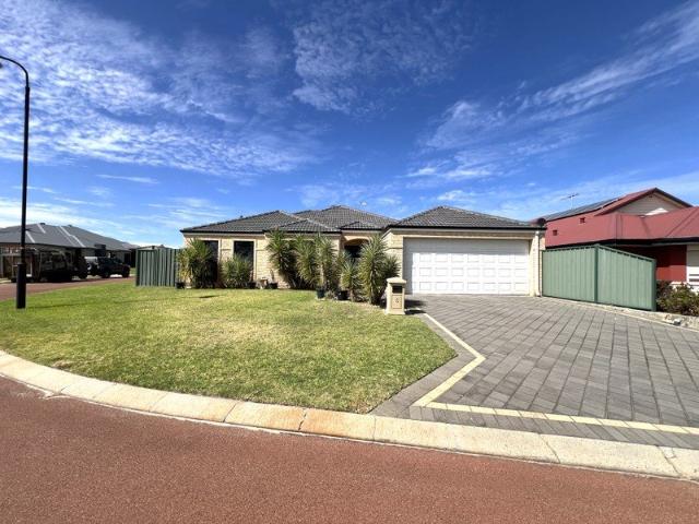 House for rent in High Wycombe, Western Australia
