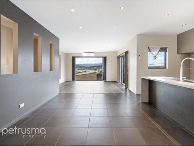 House for rent in Hobart, Tasmania
