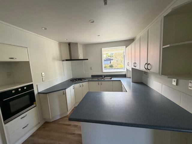 House for rent in Maoribank, Upper Hutt