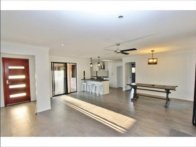 House for rent in Karana Downs, Greater Brisbane