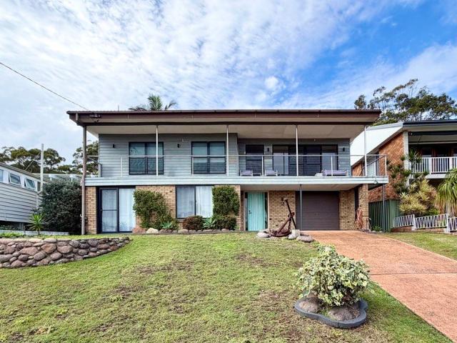House for rent in Shoal Bay, New South Wales