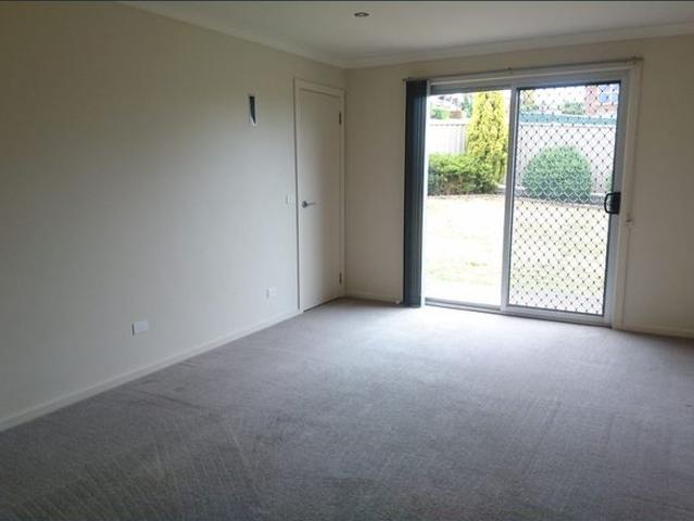 Townhouse for rent in Devonport, Tasmania