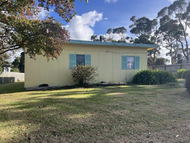 House for sale in Grassy, Tasmania