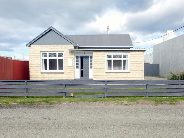 Apartment for rent in Otakou