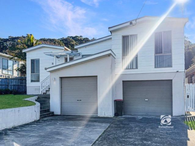 House for sale in Lakes Entrance, Victoria